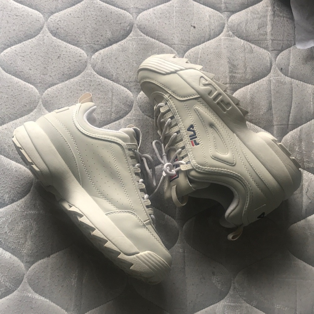 cute tan filas